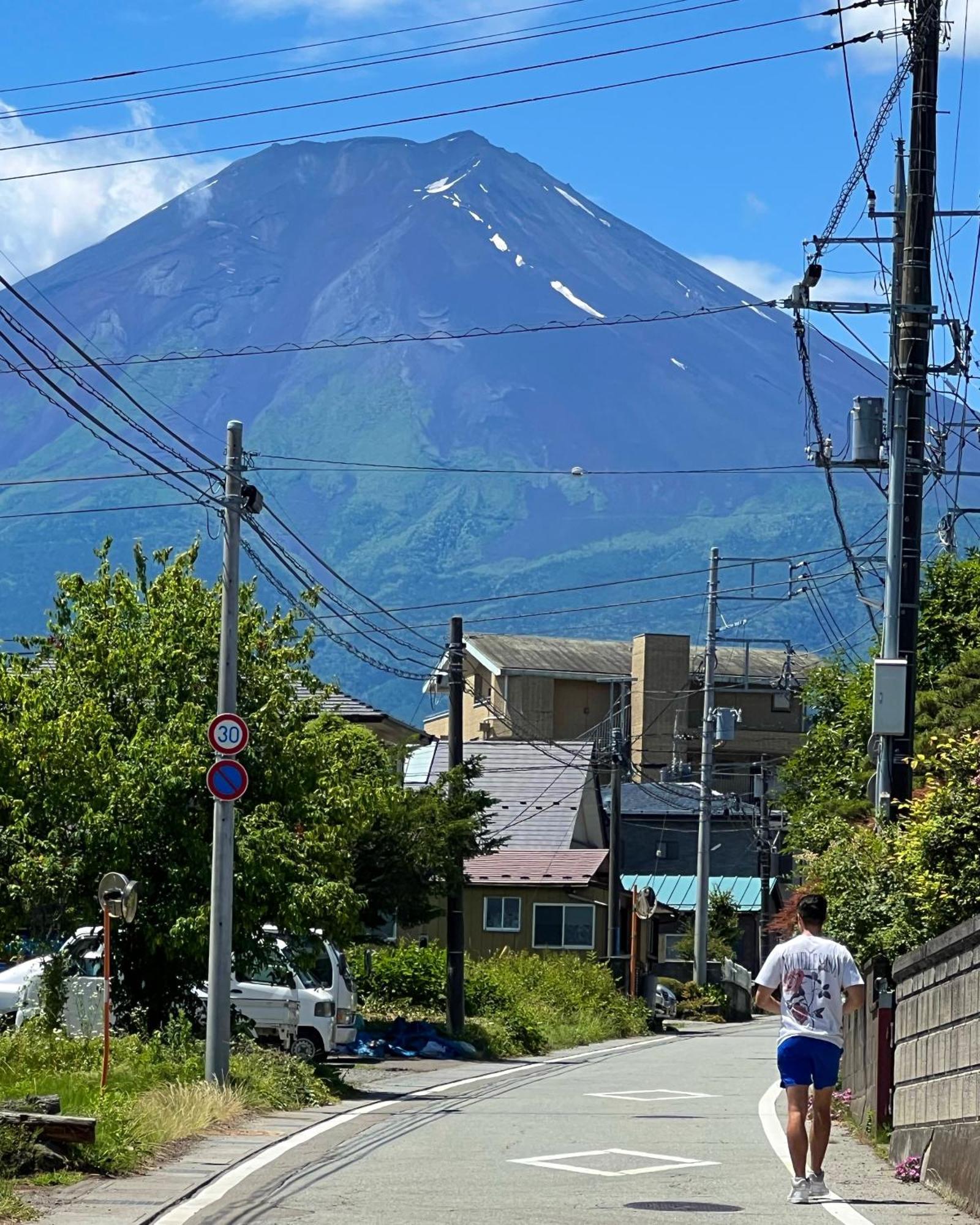 富士松山基地民宿 富士吉田市 外观 照片
